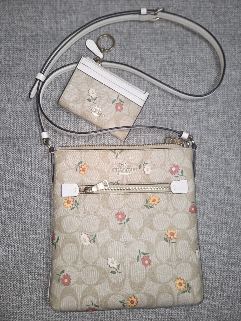 CoachMini Rowan DITSY file Bag Beige Poppy Floral Crossbody Bag with Card Case